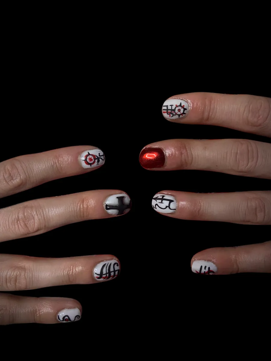 Reconstruction acrygel avec symboles witchy